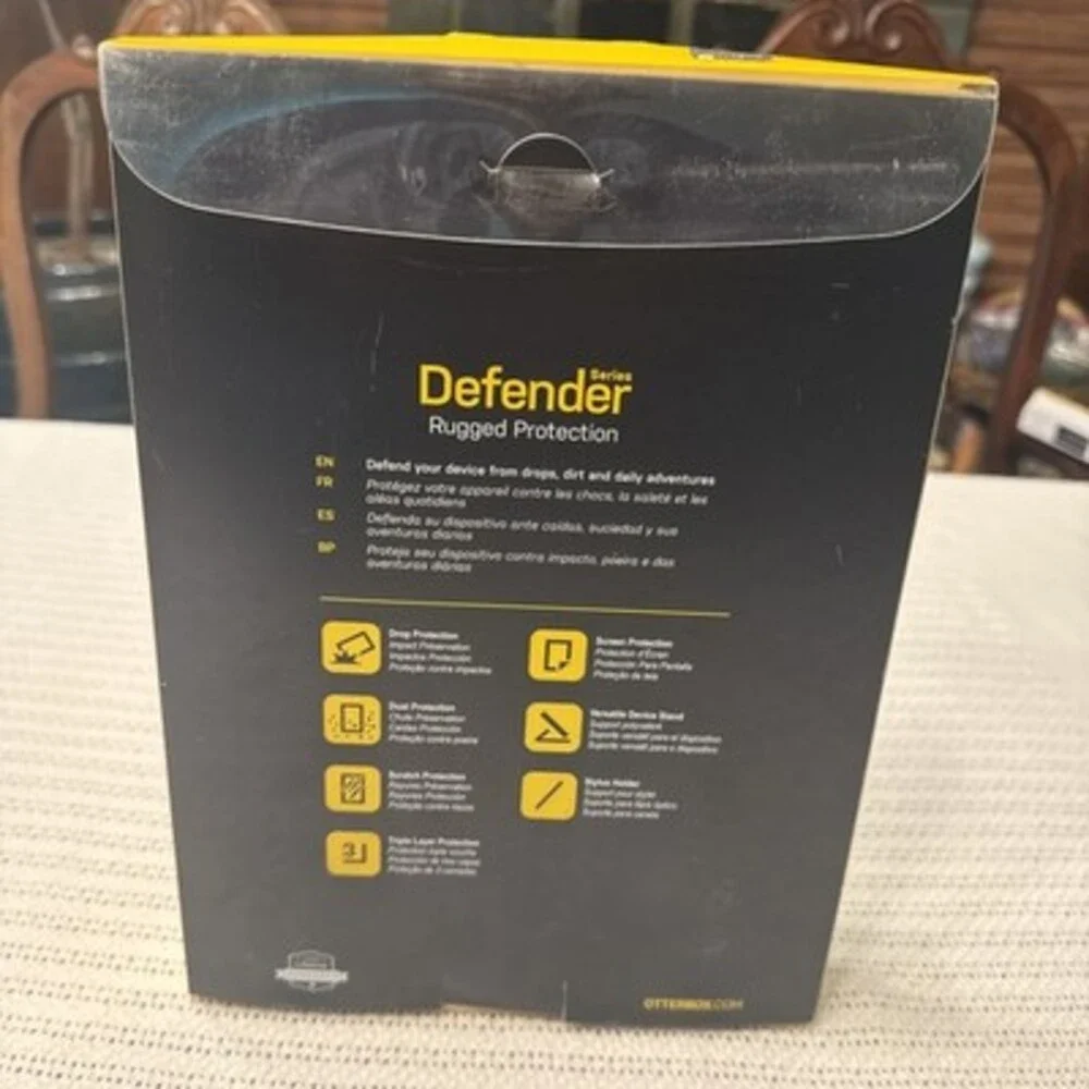OtterBox 77-55780 Defender Series iPad Air Case - Black 3rd Gen/ Pro-10.5